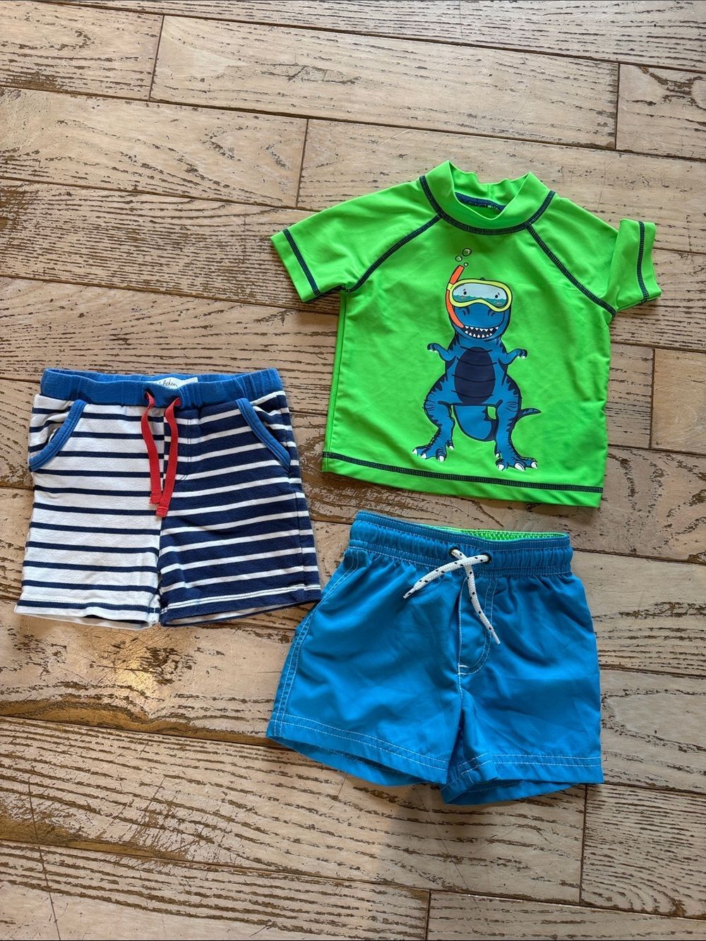 Carter's Dino rash guard swim shirt w/ matching swim shorts & BabyBoden shorts 1